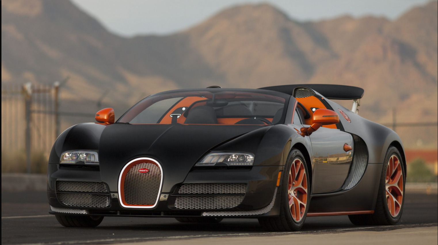 Bugatti Veyron Grand Sport Vitesse (credit Patrick Ernzen, Courtesy of Mecum Auctions)